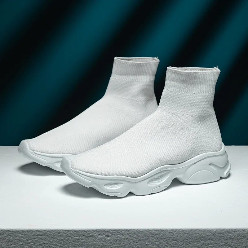 

New flying woven breathable men's boots trend all comfortable sports shoes