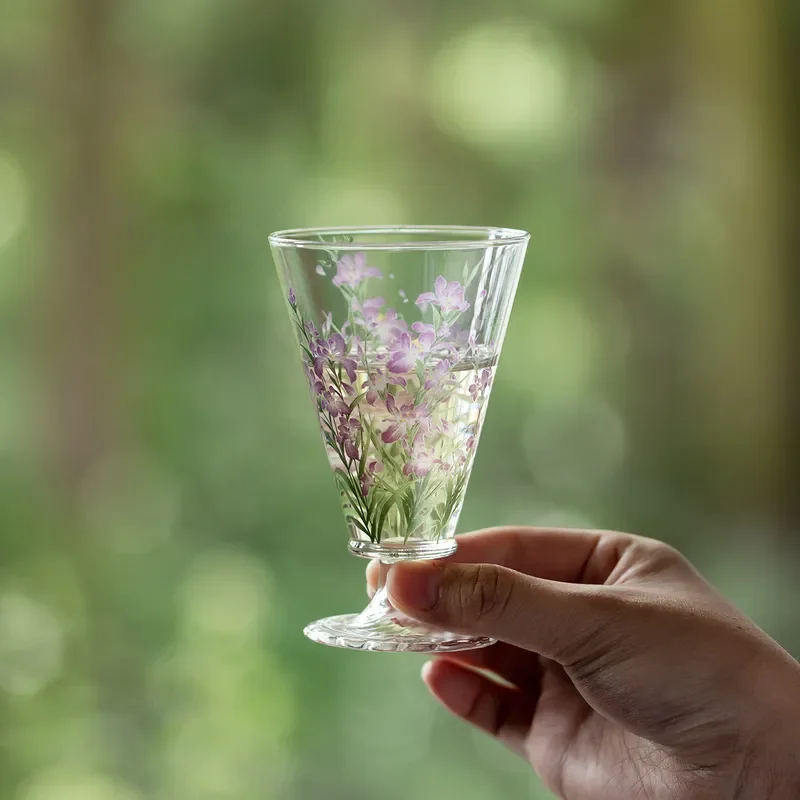 Thickened Transparent Glass Tea Cup Heat Resistant Iris Pattern Goblet for Kung Fu Master Cup Elegant Drinking Vessel for