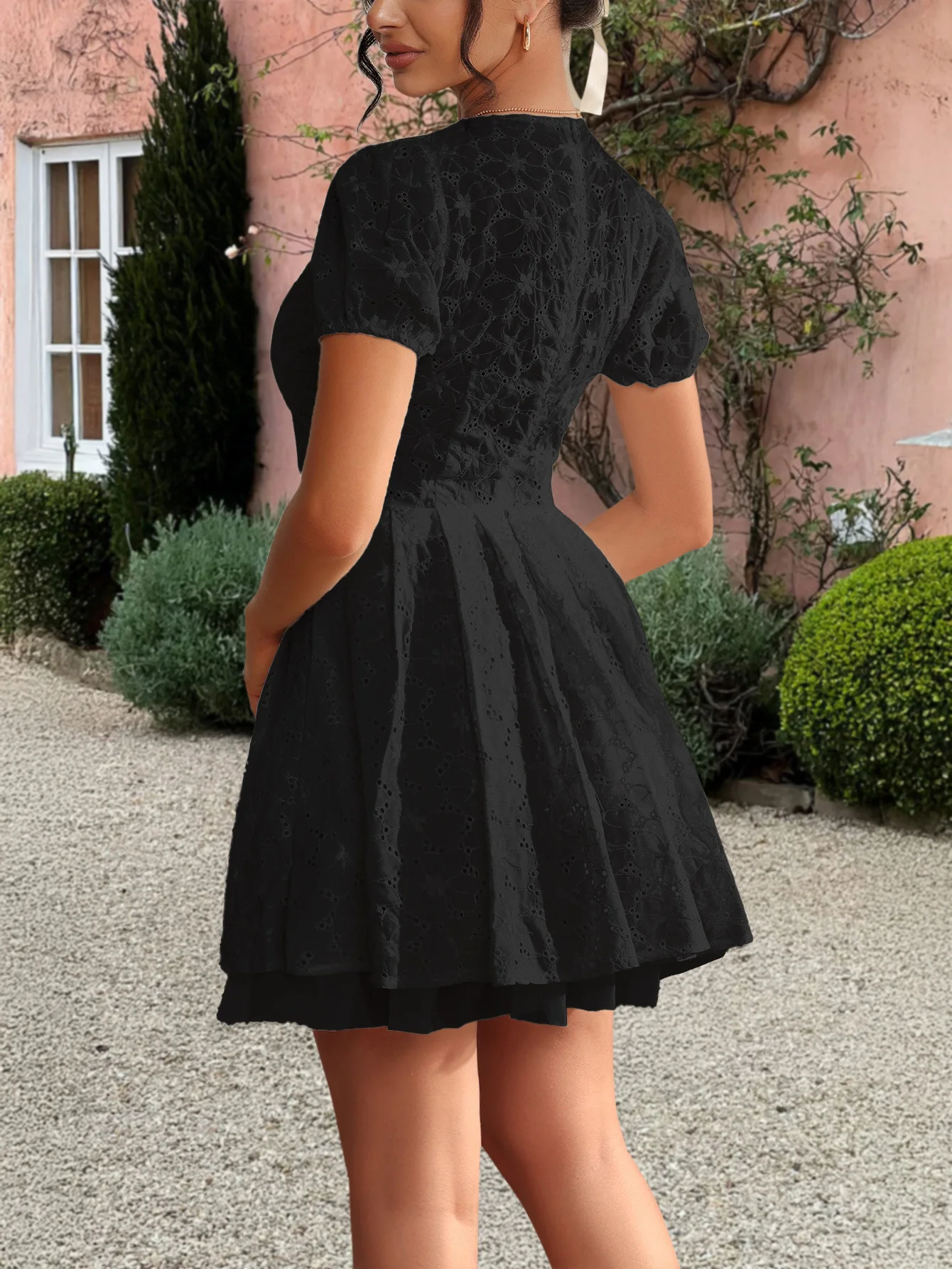 

2025 Women's Fashion Spring and Summer Elegant Leisure Vacation Style Wooden Ear Short Sleeved Long Skirt Dress Women's Clothing