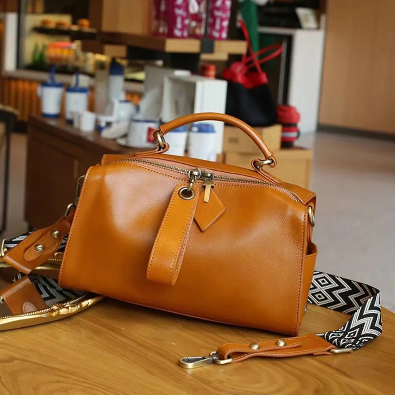 

Luxury Oil Wax Cow Leather Vintage Women's Handbag Lady Shoulder Bags Satchel Wave Pattern Wide Strap Boston Messenger Bag Purse