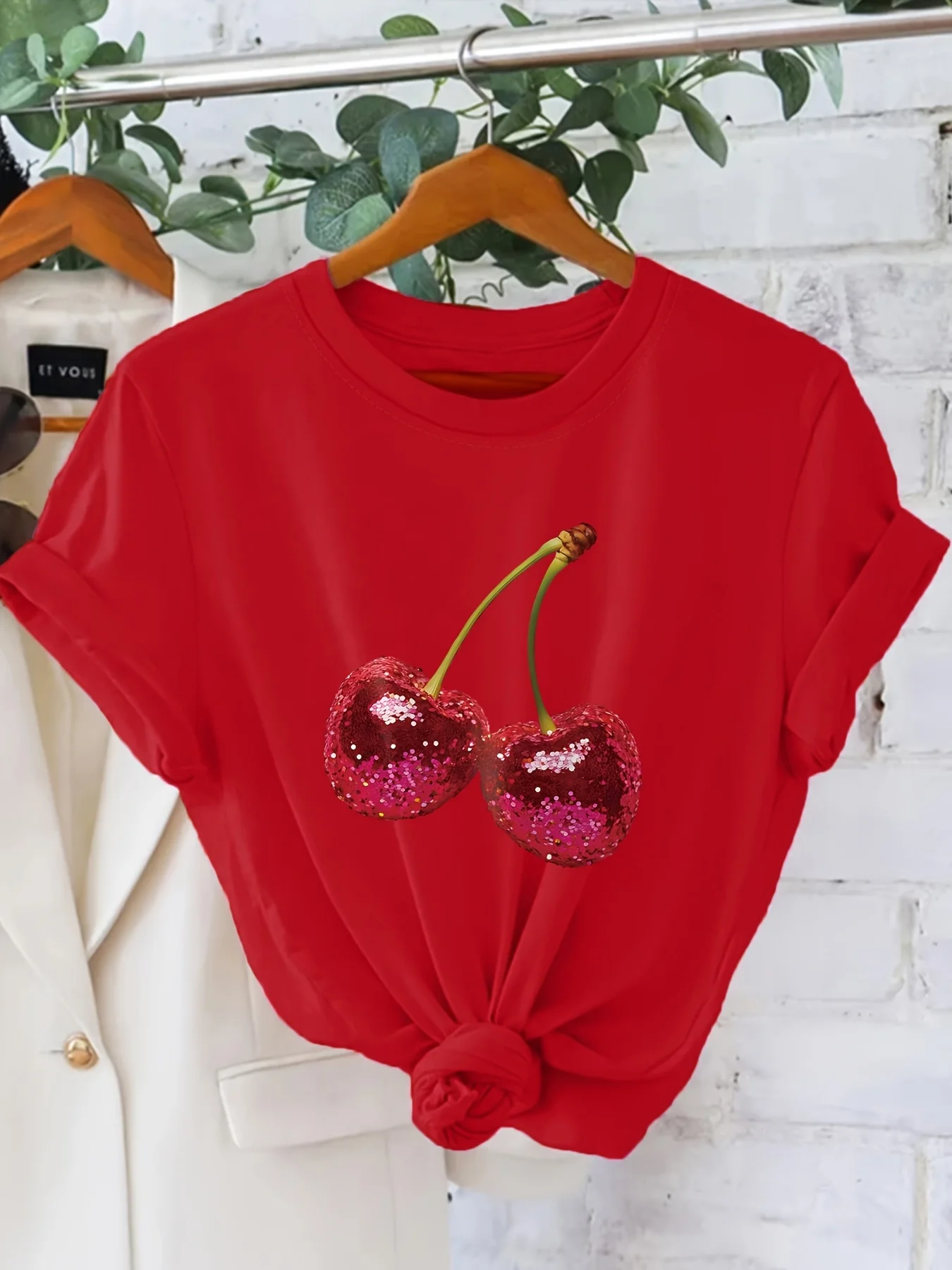 2026 Fashion Spring/Summer New Women's Round Neck Cherry Printed Fashion Summer Cool Short Sleeve Summer Casual T-shirt