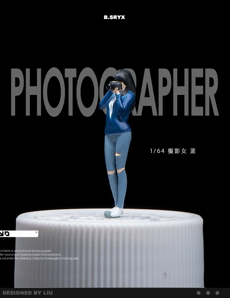 1/64 Female Photographer Miniature Figure Model Props Creative Photography Display Collection Decoration