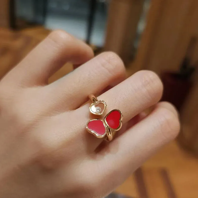 Anillo de tres hojas para mujer, sortija de amor rojo, a la moda, novedad de 2024