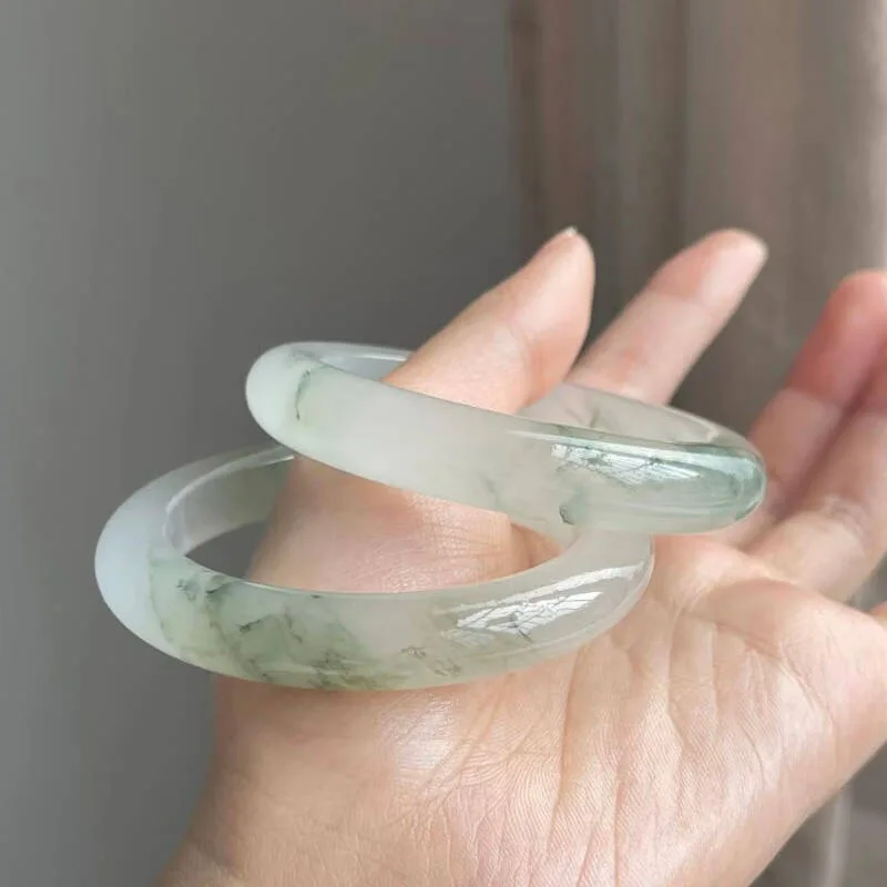 A Natural Quartz Rock Jade Tianshan Emerald Green Flower Live Studio round Transparent Jingle Bracelet