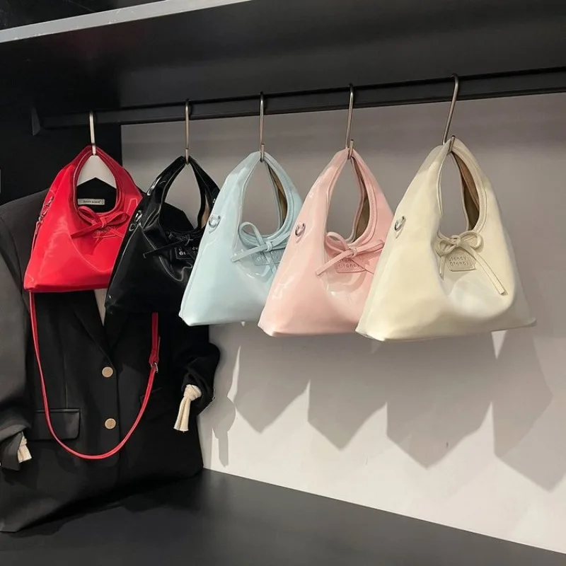 

Роскошная современная дизайнерская сумка для подгузников в винтажном стиле, модная кожаная сумка-тоут большой вместимости, элегантная сумка через плечо для всех.