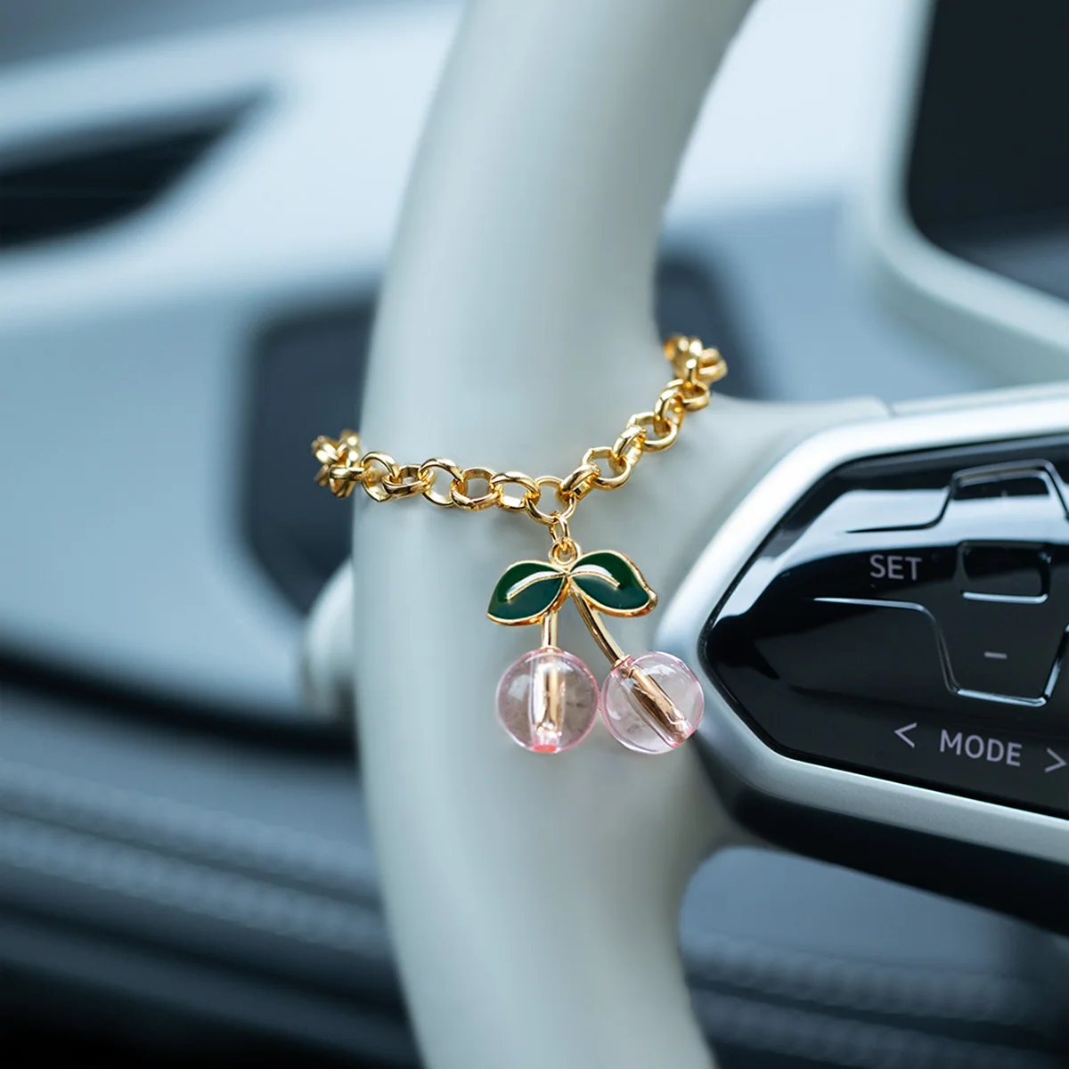 Light Luxury Transparent Cherry Car Steering Wheel Decorative Chain, Niche High-End Sense Car Interior Pendant