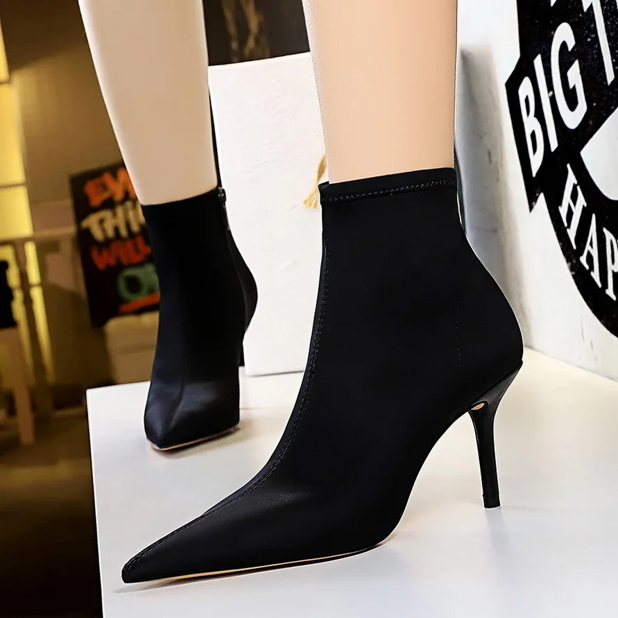 

Women Pumps Boots Style Slim High Heels Pointed Elastic Lycra Sexy Nightclub Short High Women Ankle Boots Autumn Ladies Shoes