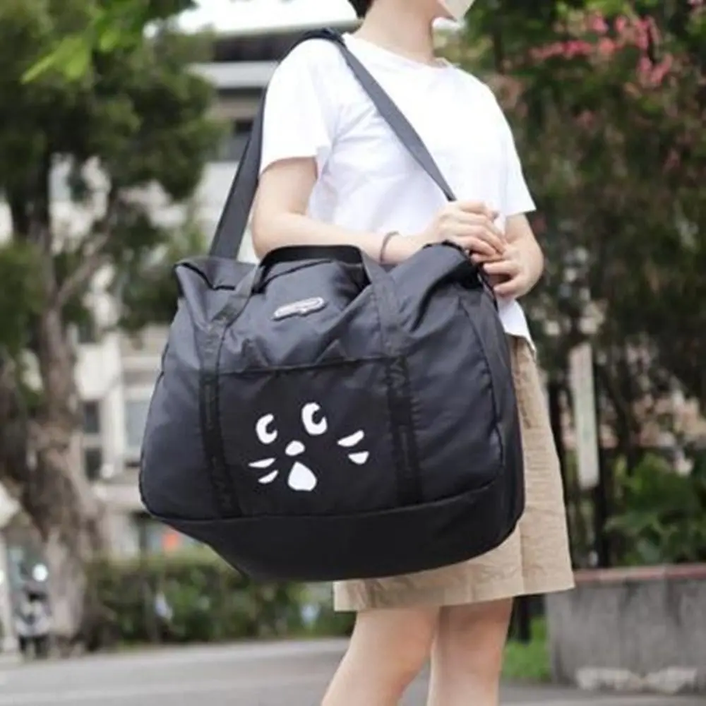 

Shoulder Bag Cartoon Cat Nylon Cloth Bag Nylon Wet Dry Separation Travel Luggage Bag Durable Crossbody Travel Duffel Bag