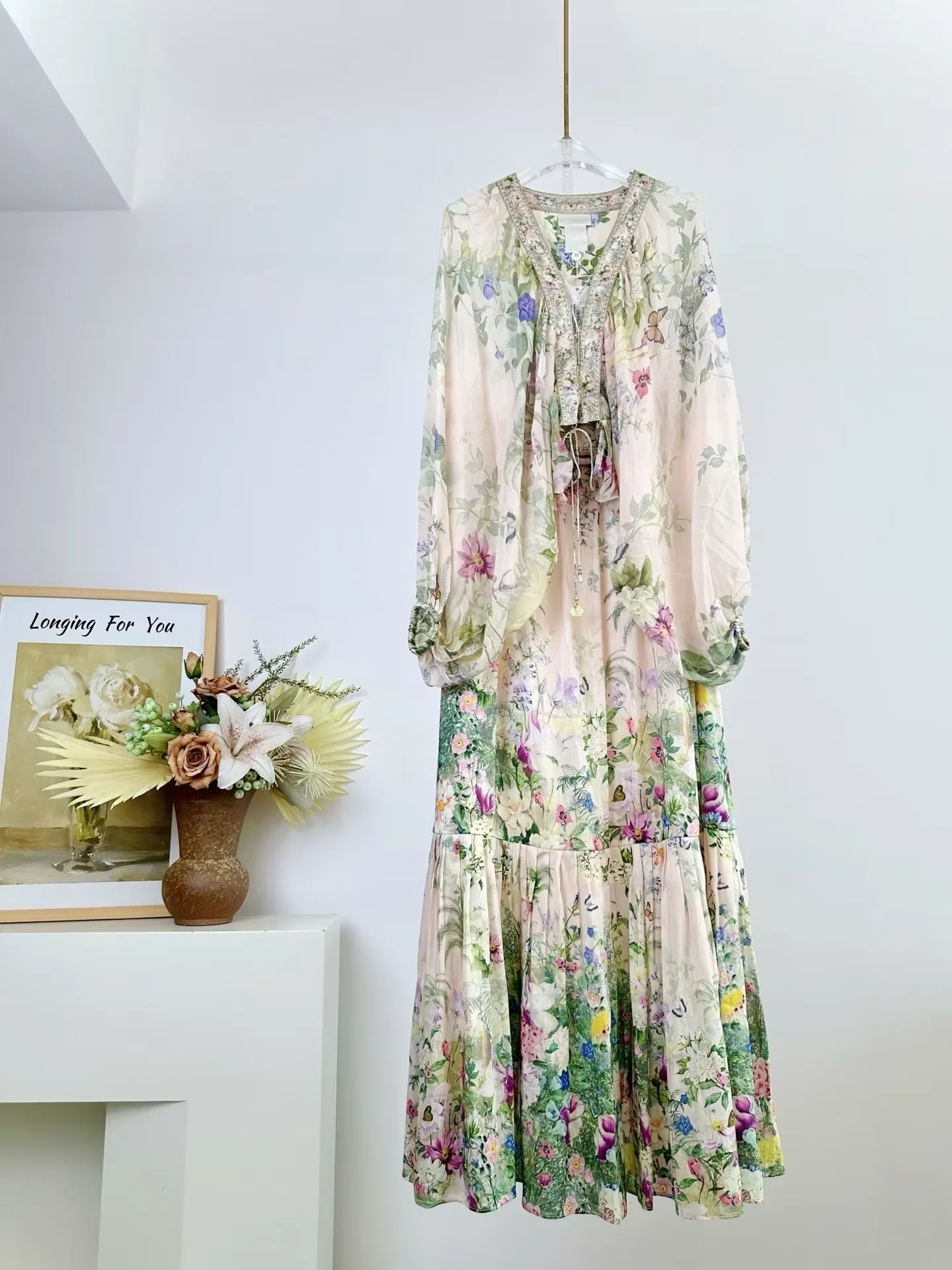 2025 جديد إمرأة 100% مجموعة الحرير زهرة طباعة الثقيلة مطرز عالية الخصر مطوي تنورة طويلة الدانتيل متابعة الخامس الرقبة Batwing كم قميص الدعاوى