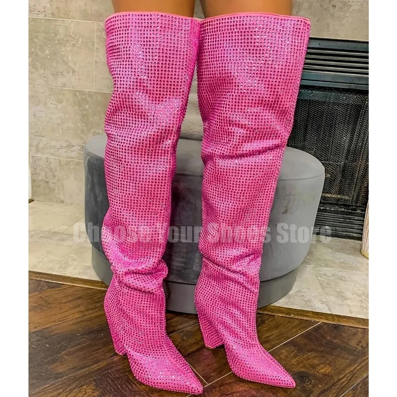 Le più nuove decorazioni con strass a punta sopra il ginocchio Stivali con tacco alto Tacchi a spillo Stivali lunghi Scarpe eleganti da donna Rosa