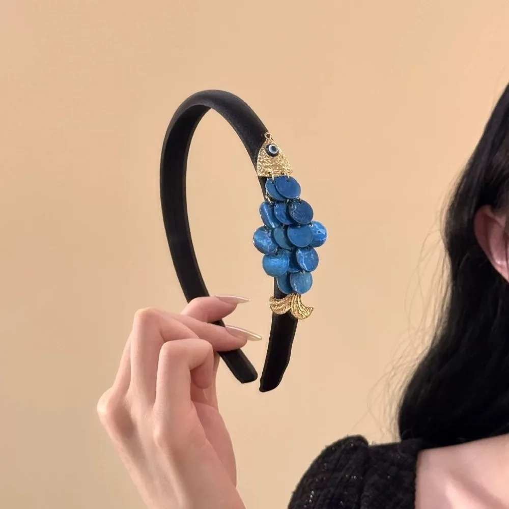 

Креативная винтажная повязка для волос с рыбой кои, уникальная изящная повязка с пайетками, универсальная минималистичная повязка с искусственной ракушкой для женщин