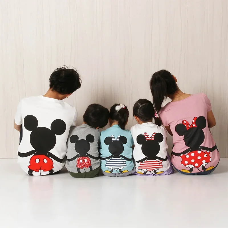 

Summer Family Matching Outfit Mickey Minnie Mouse Donald Mommy Daddy Kid Son Daughter Baby Boy T-Shirt Clothes Children Top Tee