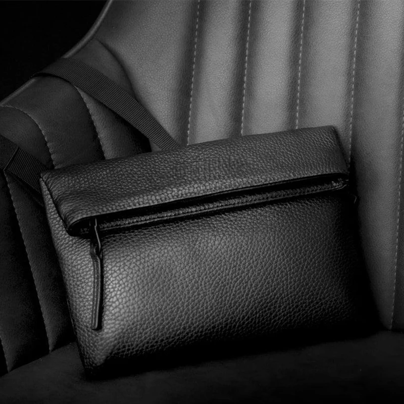 High Quality Full Grain Leather Bags Minimal Grams28 153 Sling Mini Men Leather Crossbody Bag
