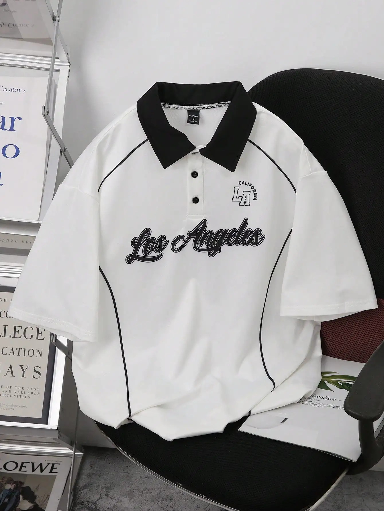 

Мужская белая рубашка-поло с контрастной отделкой и принтом, повседневная, с коротким рукавом, на пуговицах, для лета