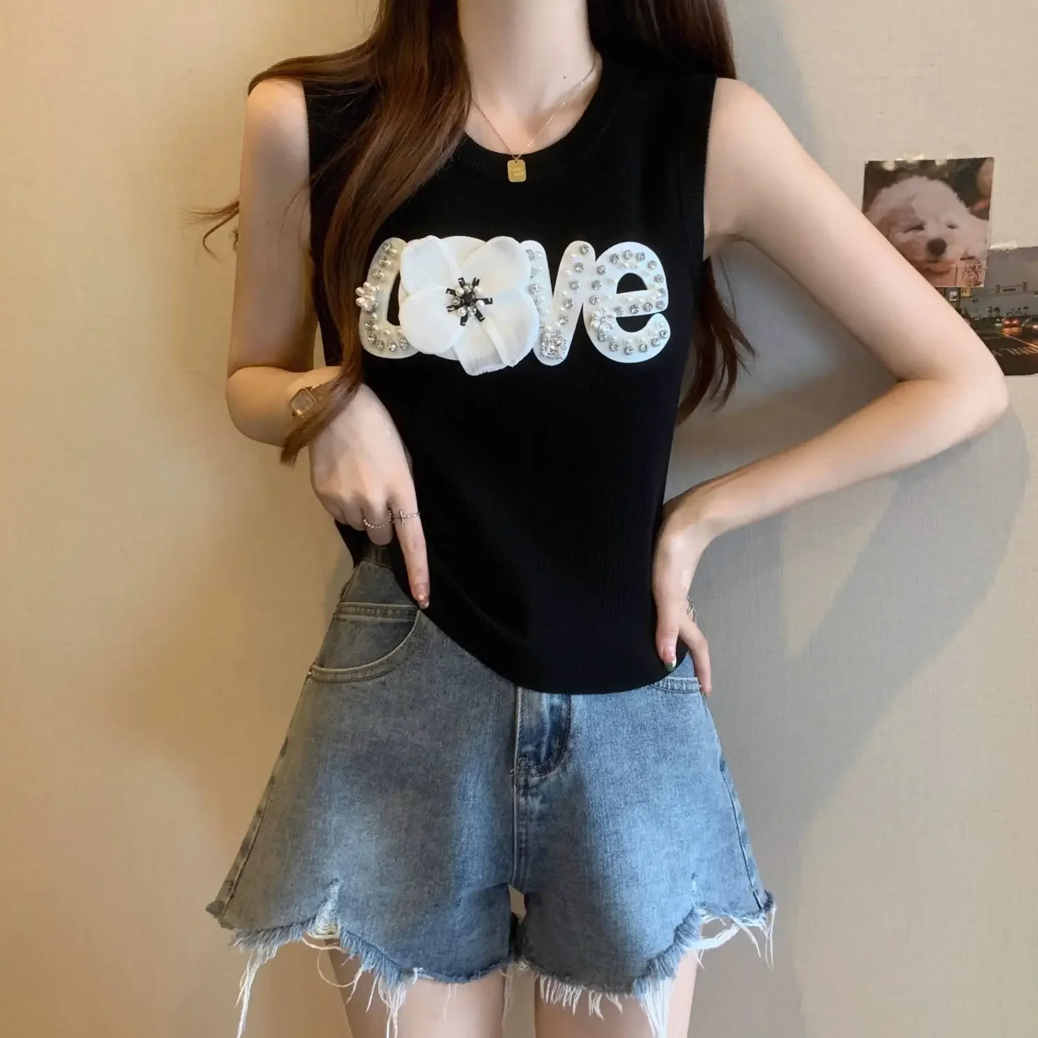 French Heavy Industries Beaded Embroidery Knitted Vest Women's Summer New Black Light Luxury High-end Top