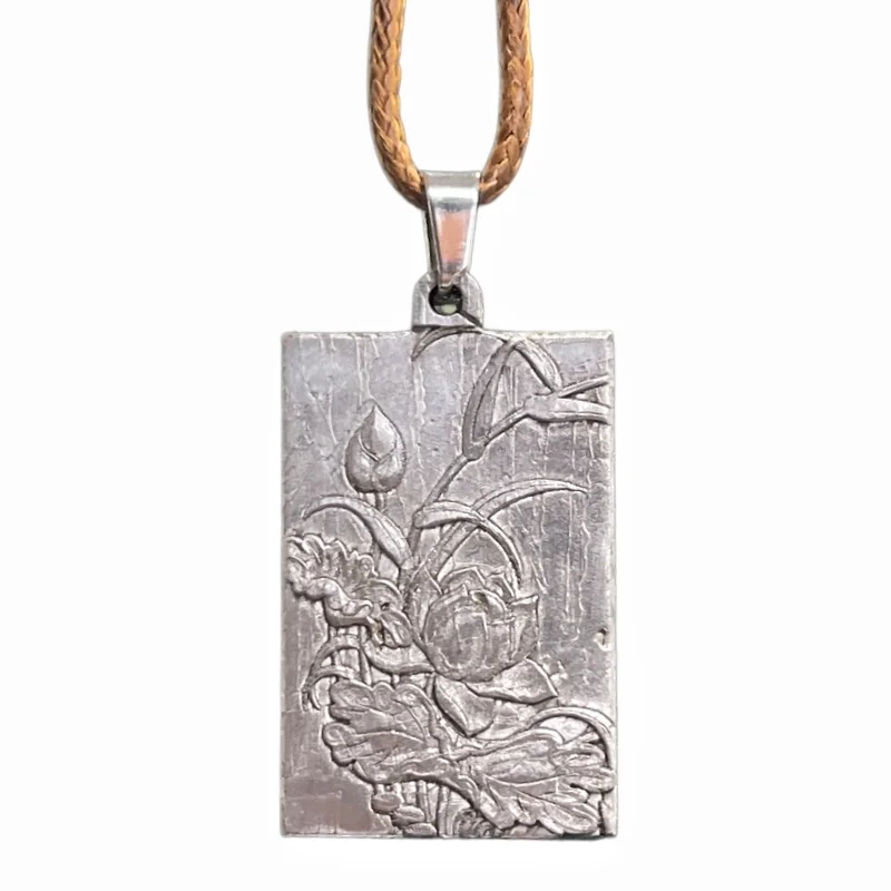 Muonionalusta Meteorite Rectangular Slice Pendant Carved Lotus Iron Meteorite Piece Collectible Space Specimen Necklace  LK521