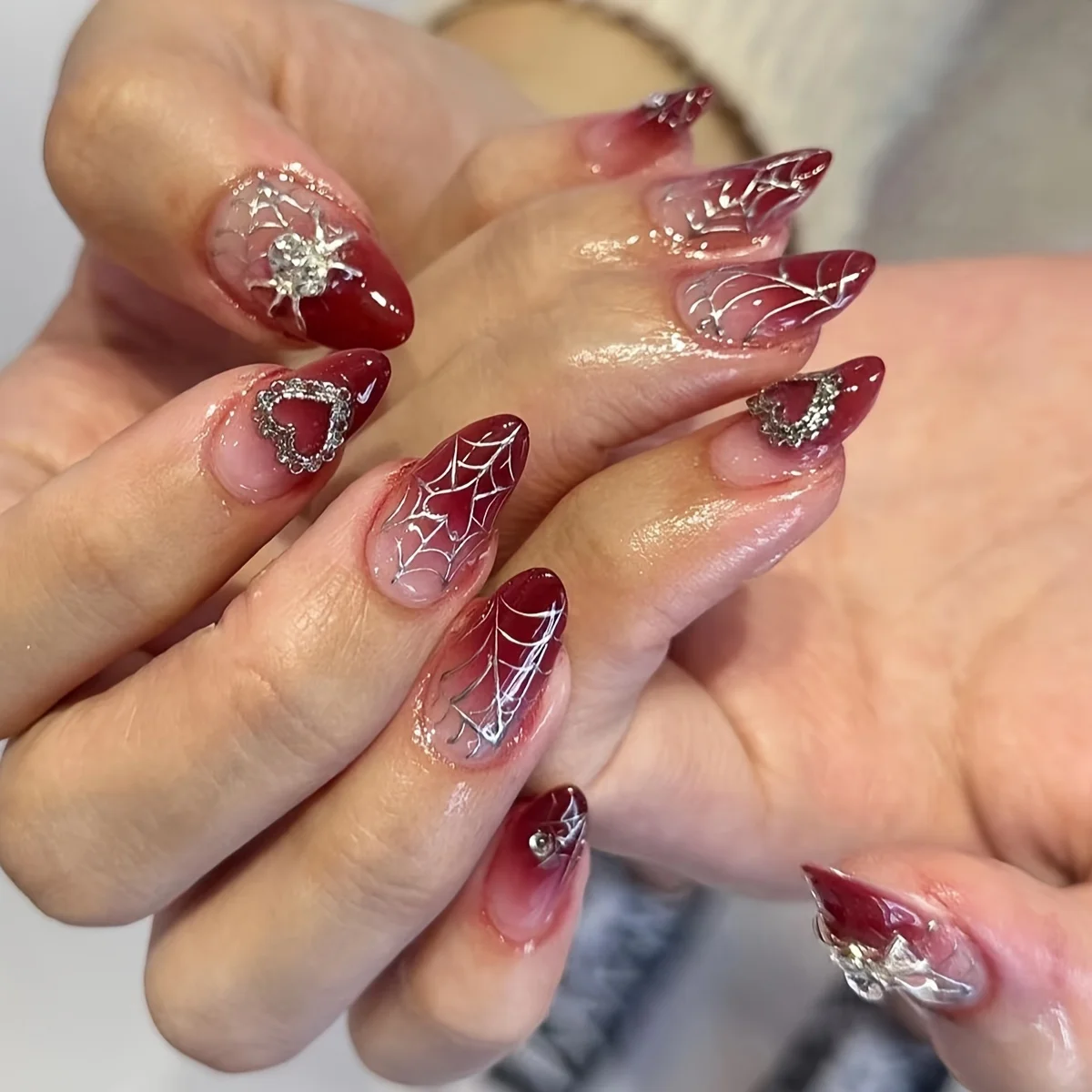 Imprensa gradiente vermelho em unhas teia de aranha strass coração design-unhas falsas mulheres meninas doce legal