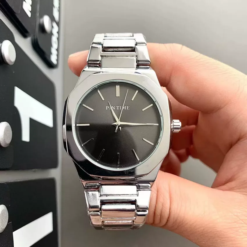 Unisex Super Thin Waterproof 30m Quartz Movement Watch with Steel Strap Men's Casual Wristwatch Elegant Women Watches