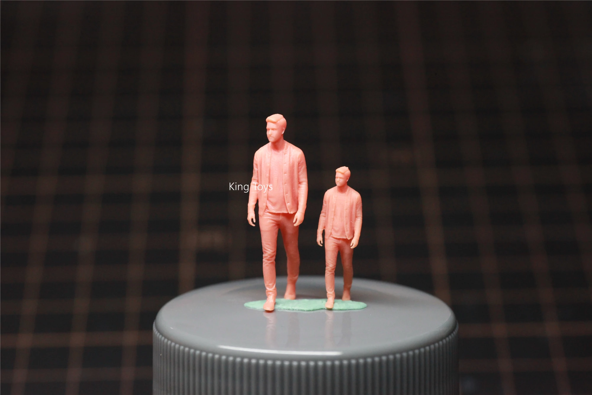 King Toys 1/64 1/87 1/43 Figurines Scale Model Resin Casual Boy Dioramas Diecast Miniature Collection