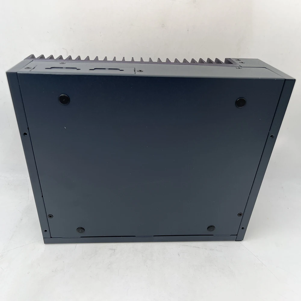 MIC-7700 para computadora industrial integrada Advantech