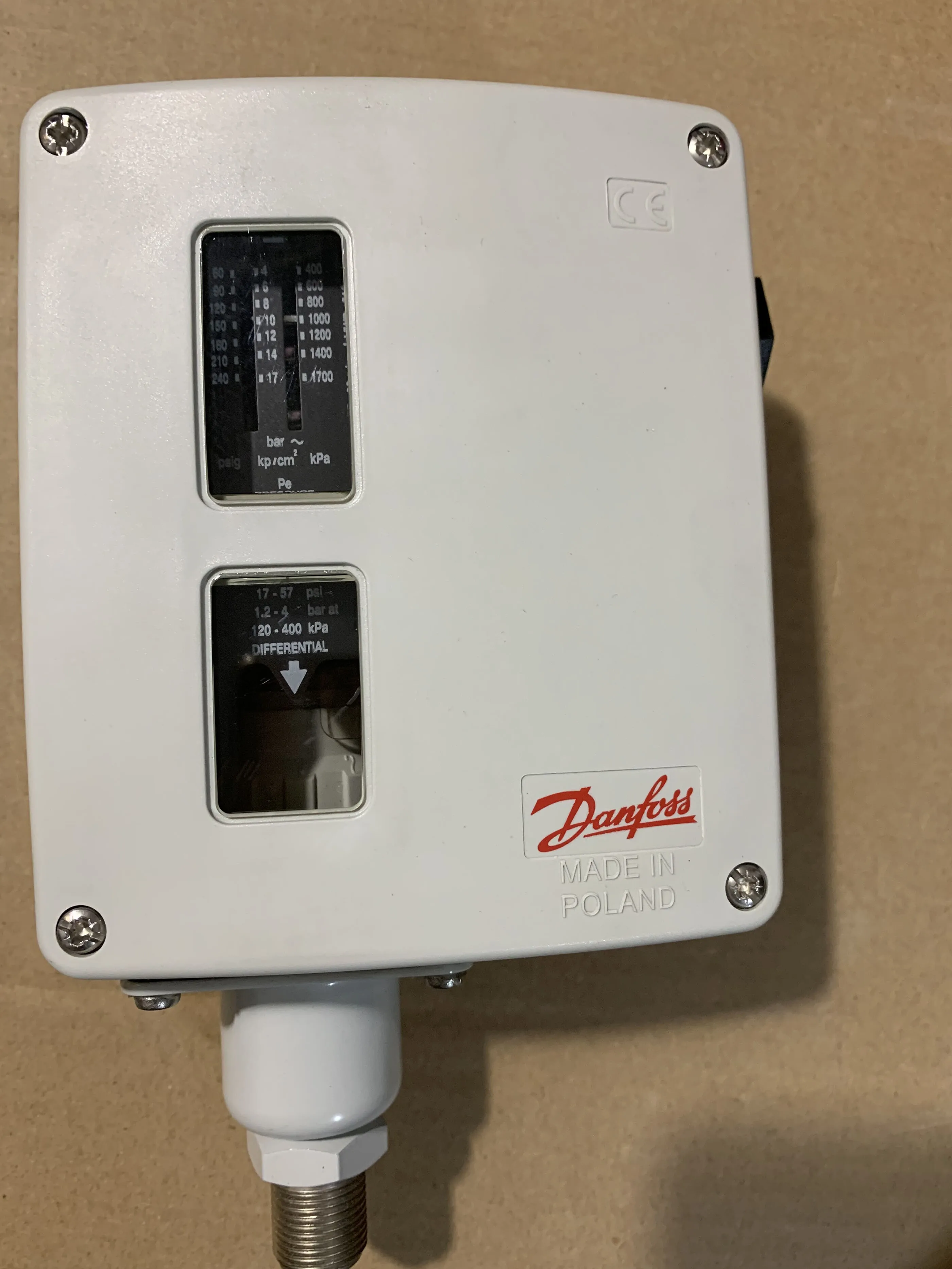 

2025.6 RT5A Датчик давления Danfoss RT5 017-5255 Danfoss 017-504666