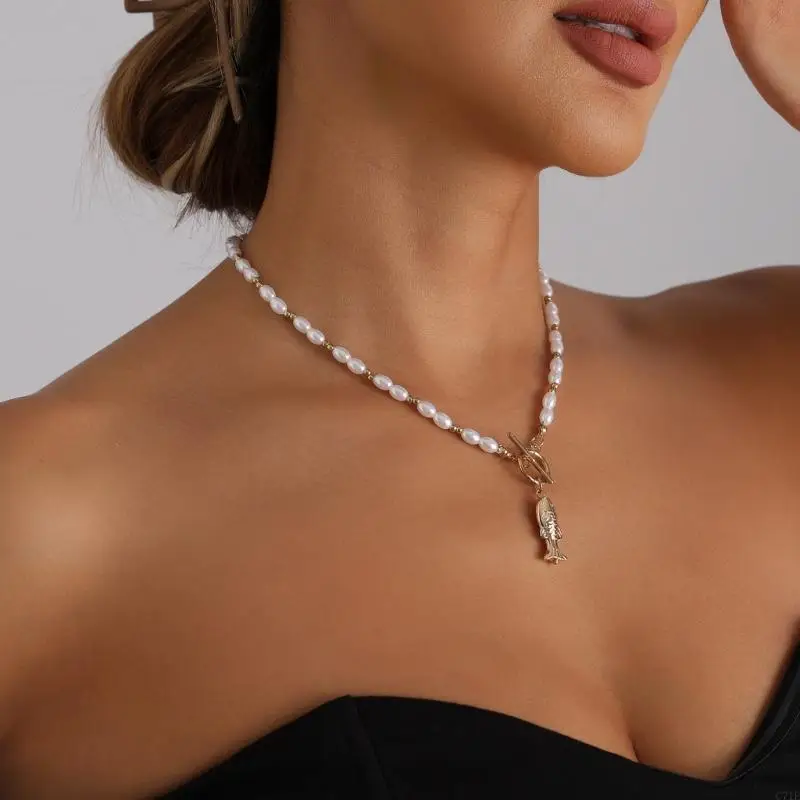  Elegant Imitation Pearls Bead Fish Pendant Necklace For Fashionable Women Lady