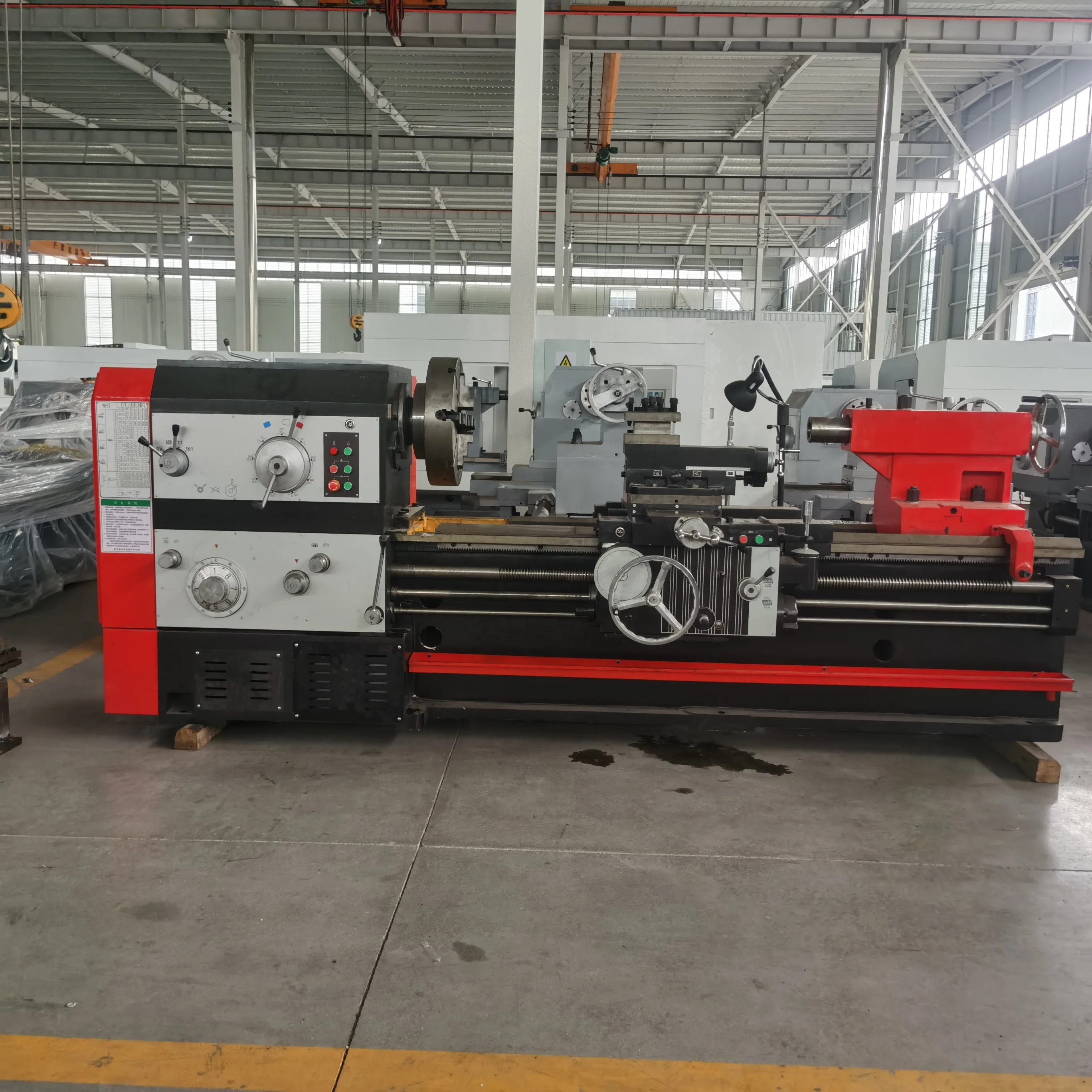 RUNDE China  Cw61100*1500 manual lathe Lathe