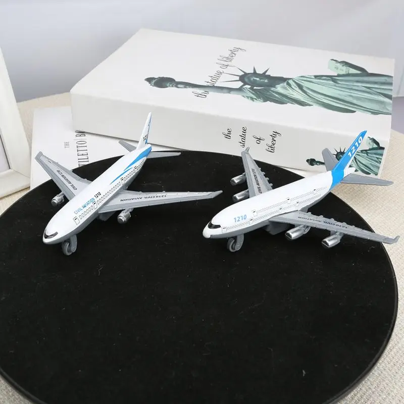 Two-pack Simulated Alloy Pull-back Airplane Model