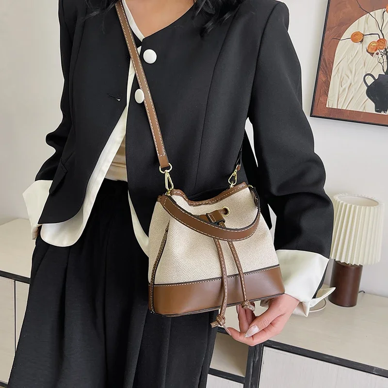 

Women High End Luxury Fashion Leather Shoulder Bag Elegant Tote Handbag Daily Crossbody Wear