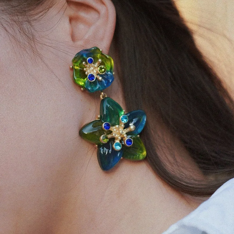 women fashion style earrings silver needle retro gradient crystal glass starfish exaggerated flower earrings