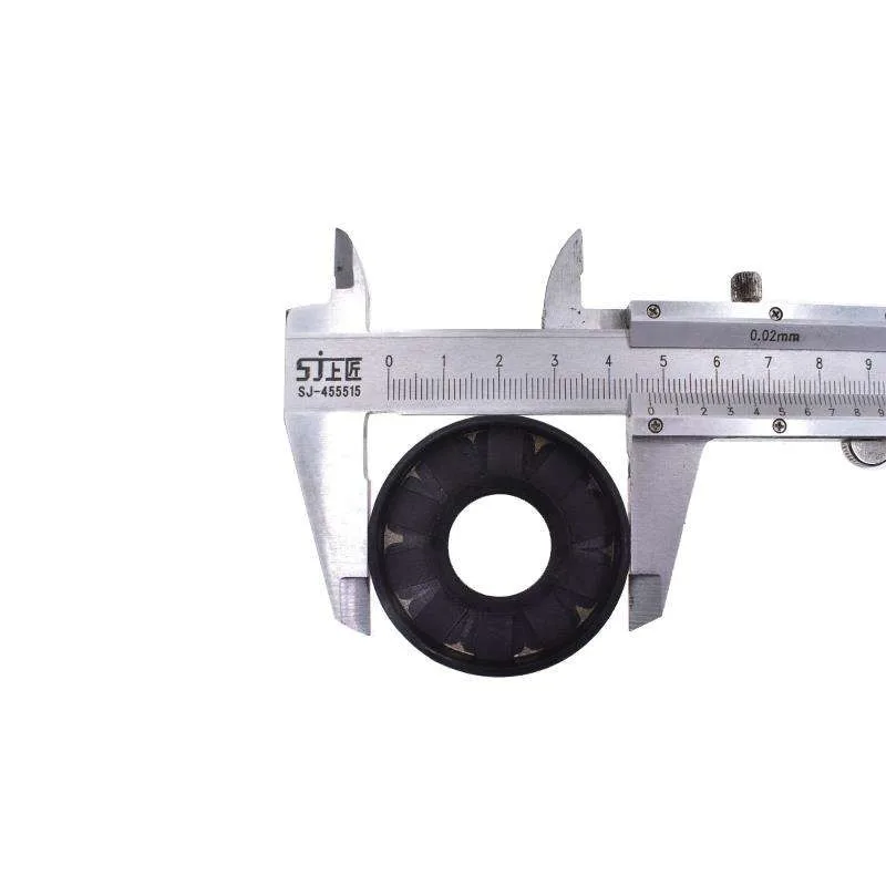 Cheap for DC68/DC70 Harvester Spare Part Second Corner Oil Seal 09500-20477 Transmission Cover