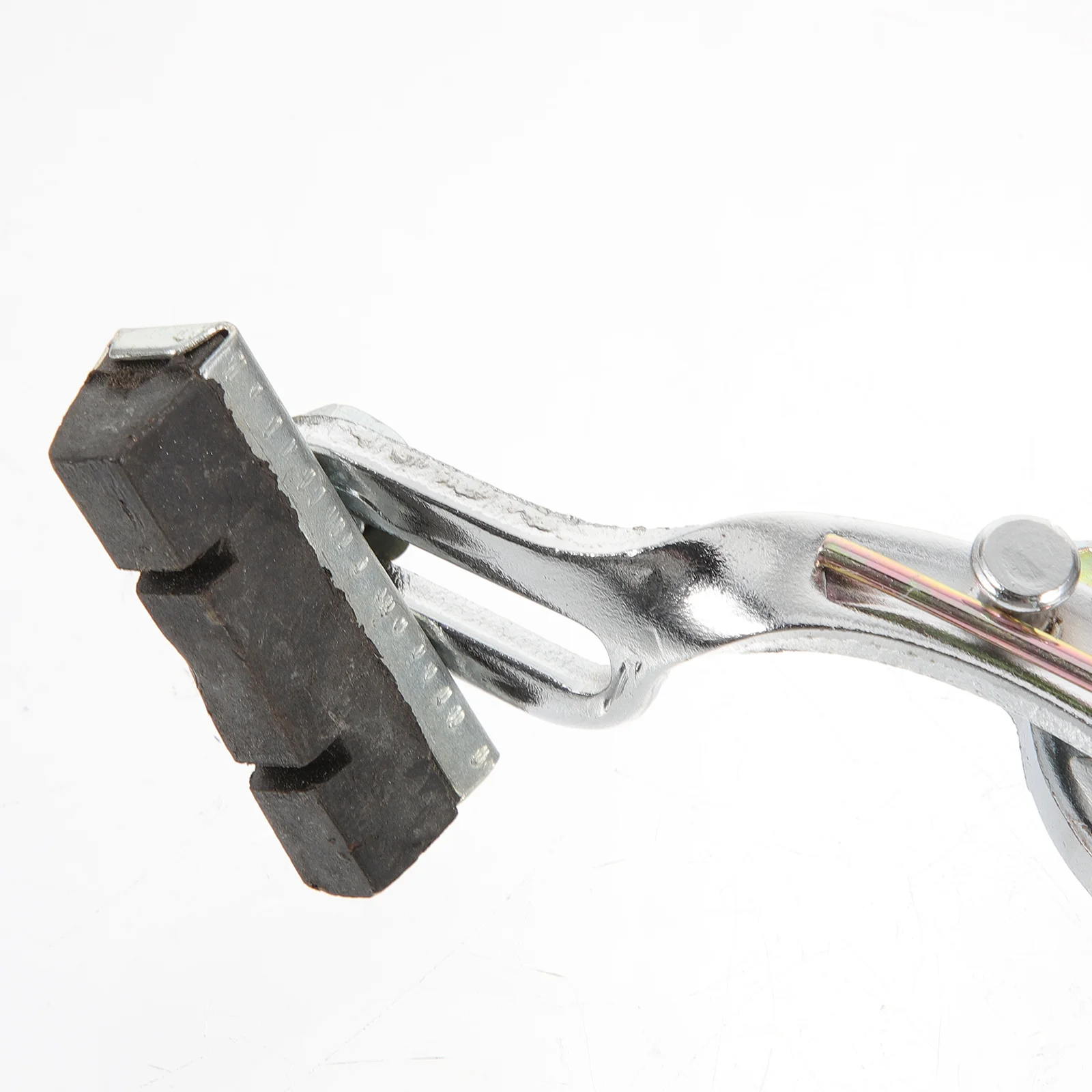 

2Pcs Bicycle Caliper Brakes High- Metal Brake Pads for Mountain City Folding Bikes Wear-Resistant Noise Reduction