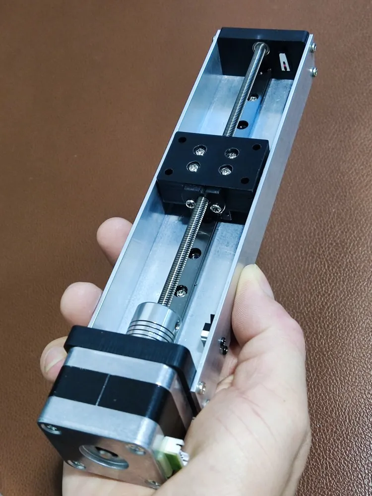 

42 Тип шагового двигателя, линейный винт, направляющий стол, квадратный слайдер с двигателем и концевым выключателем, ход 50-600