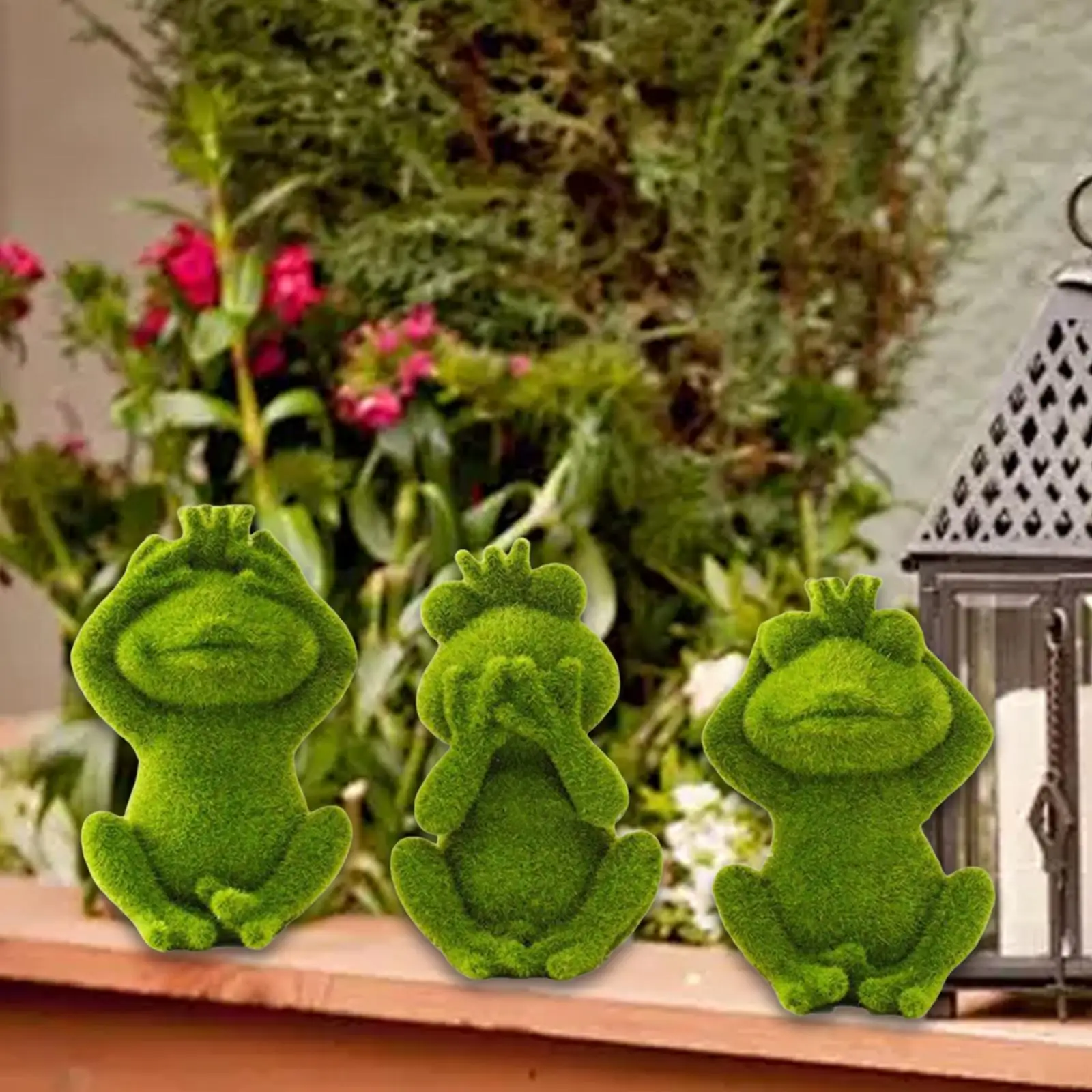 

Furry Flocked Frog Statue Crafts Housewarming Gift Decor Yard Ornament Garden Sculpture for Patio Porch Outdoor Outside Indoor