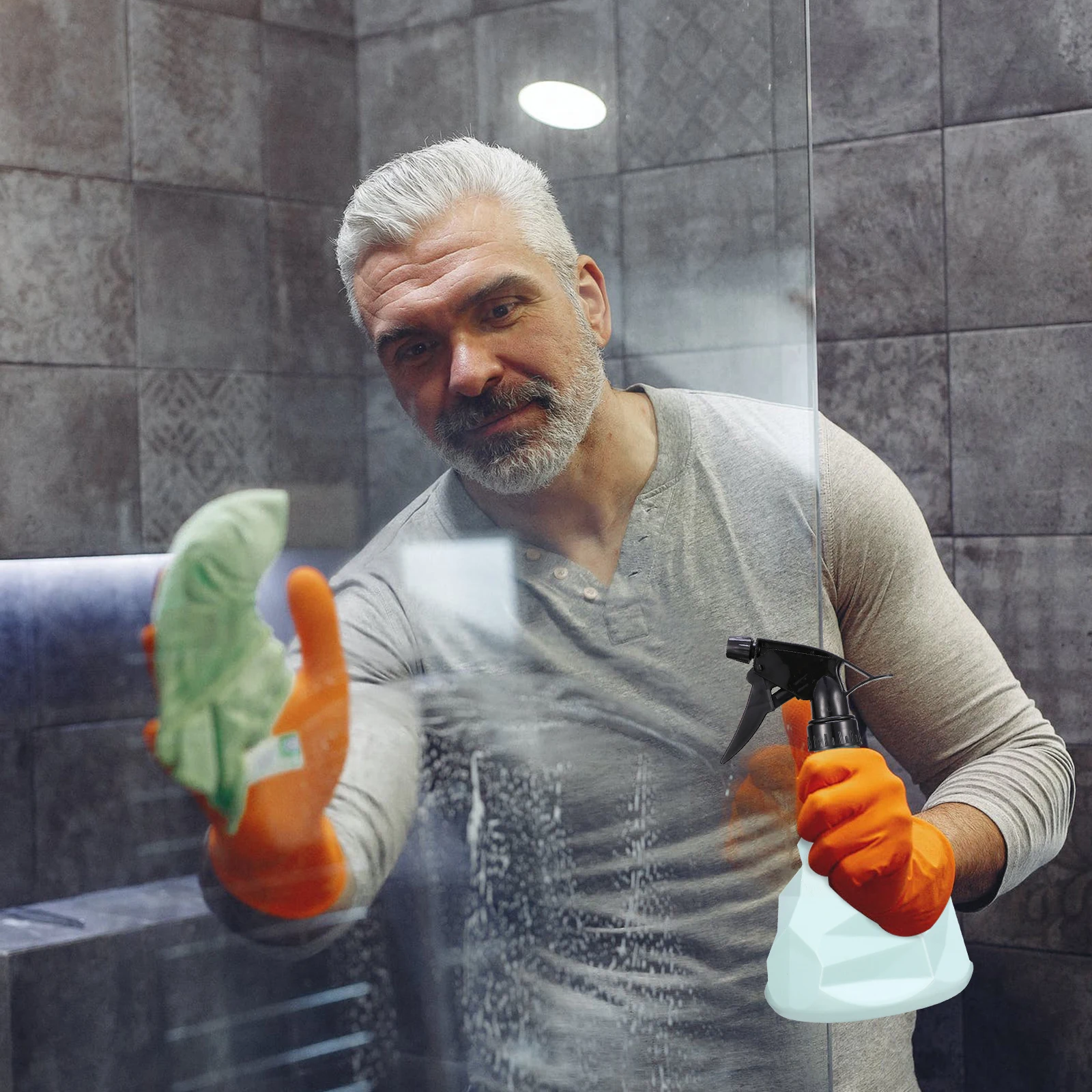 

700ml Spray Bottle Plastic Creative Gardening Tool for Green Plants Flowers Hair Care Office Home Use