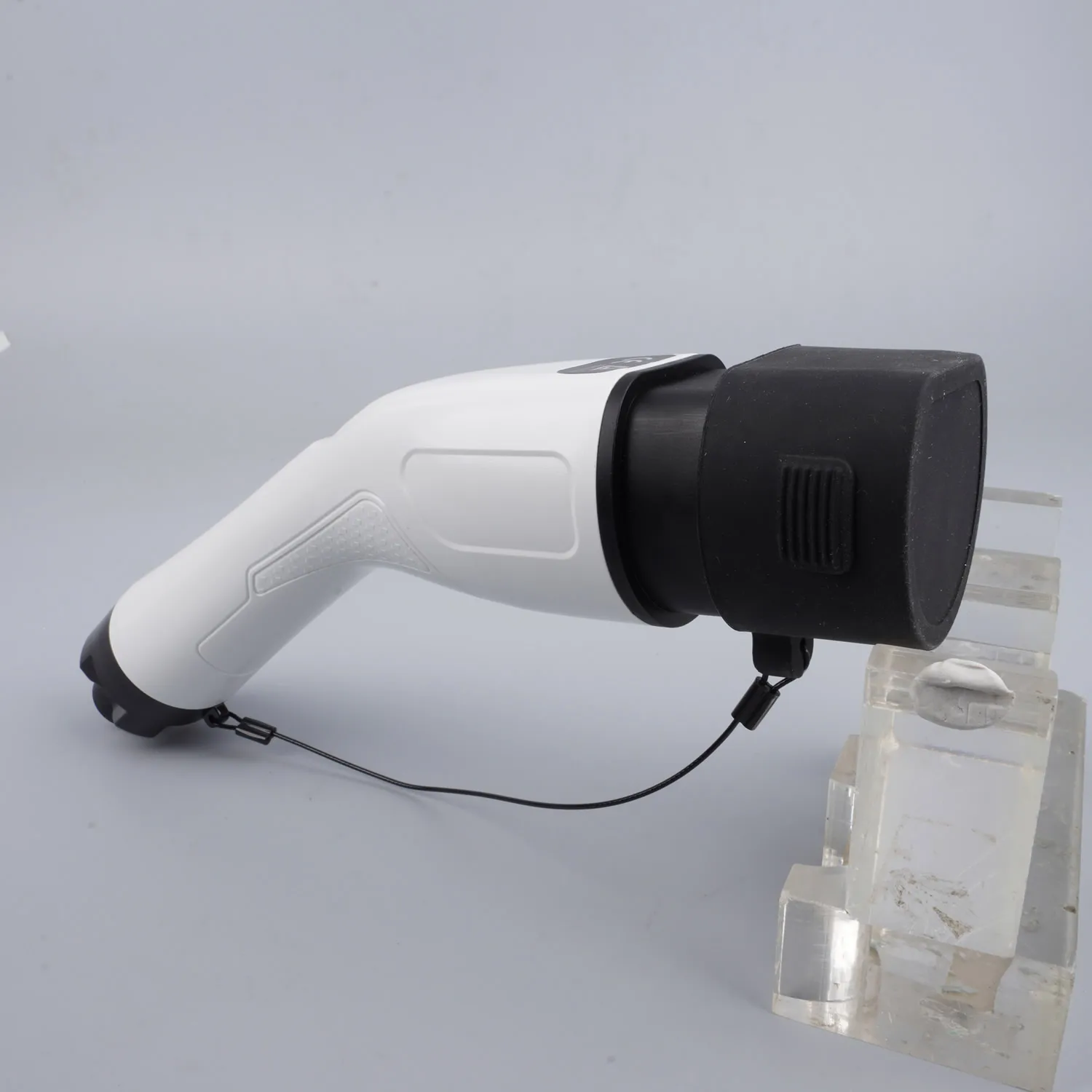 

Type 2 IEC 62196 EV Charger Plug 16A 3.6KW / 32A 7KW AC EV Charging Connector, Portable EVSE Charging Gun with Dust Cover