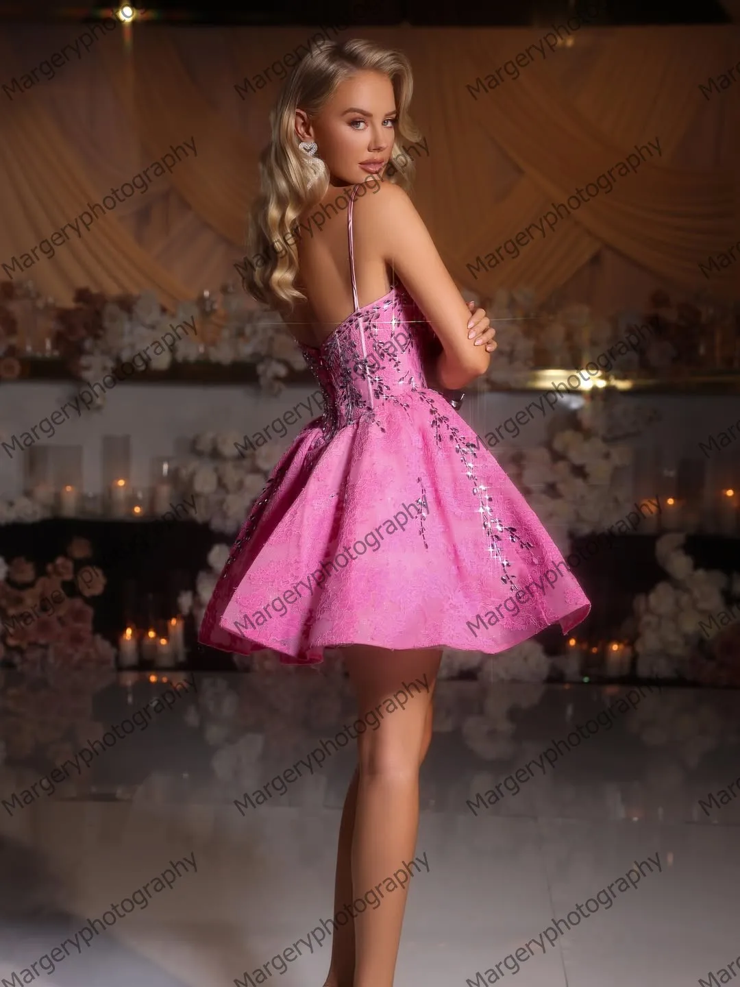Pretty Strapless Lace Short Prom Dress with Sequins and Beading for Women's Formal Party Gowns Puffy Evening Prom Gowns