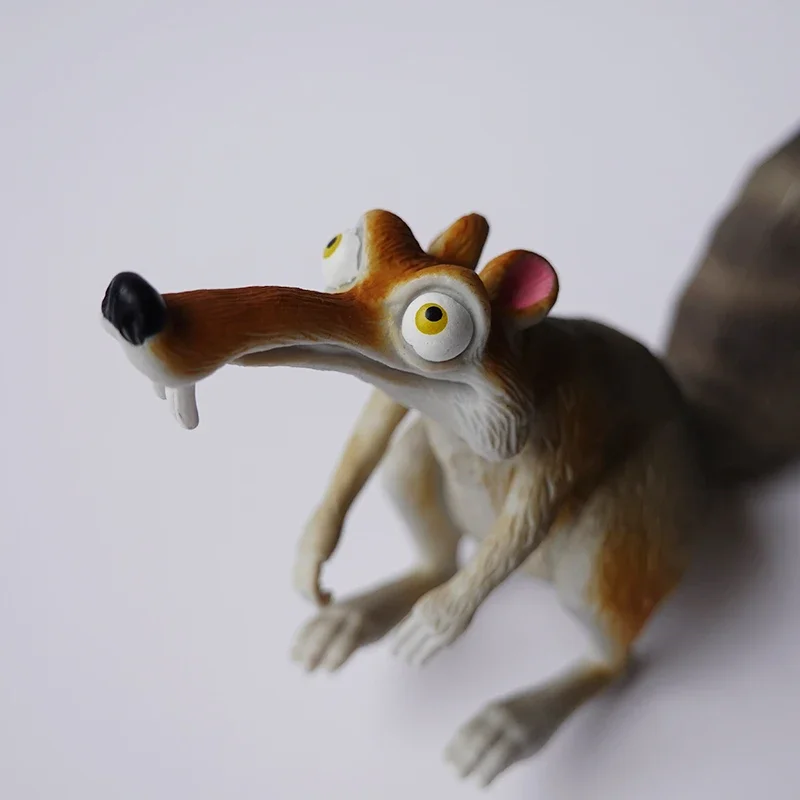 BANDAI Animal Funny Model Ice Age Squirrel Toy Model Desktop Decoration Action Figure Finished Product TOYS