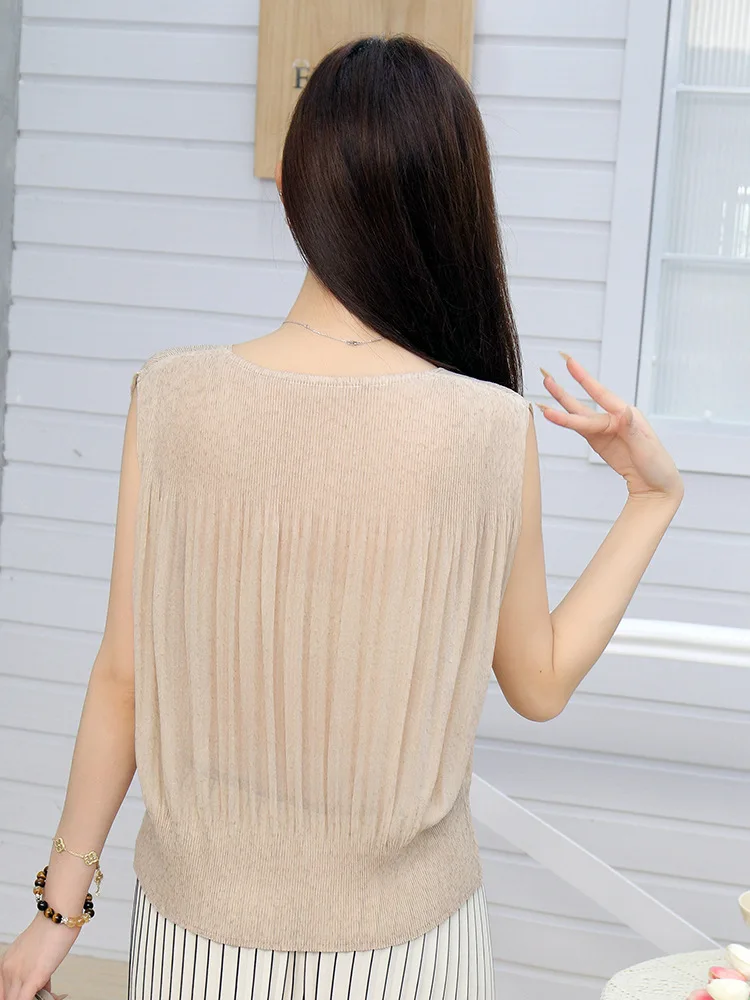 Miyake plissado temperamento versátil topos para mulher 2025 verão novo em torno do pescoço cor sólida solta camiseta de manga curta