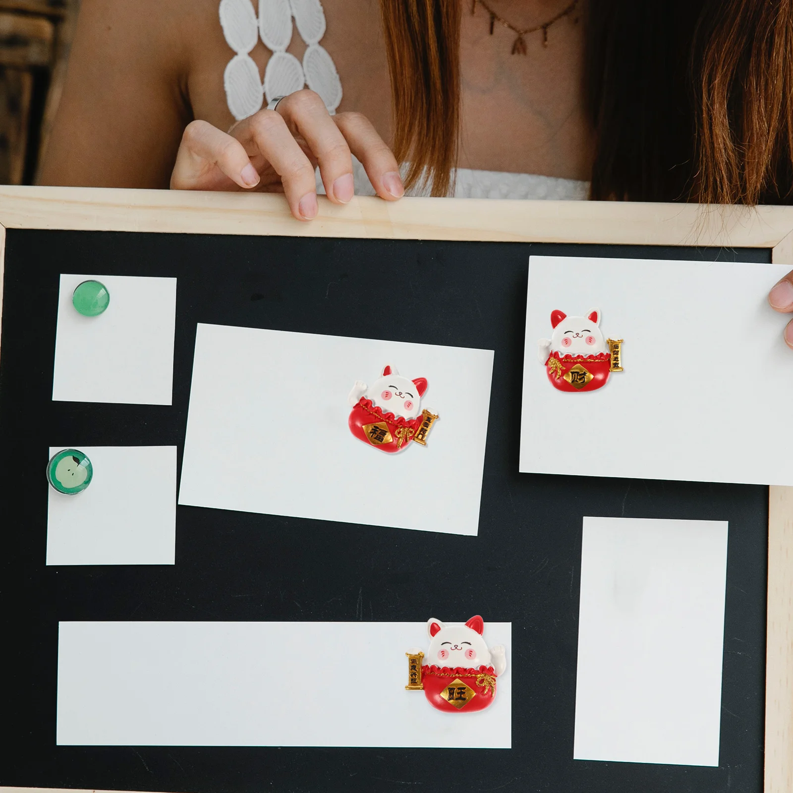 

3Pcs Cute Fortune Cat Fridge Magnets Small Magnetic Decorative Refrigerator Magnets Cartoon Style for Home Kitchen