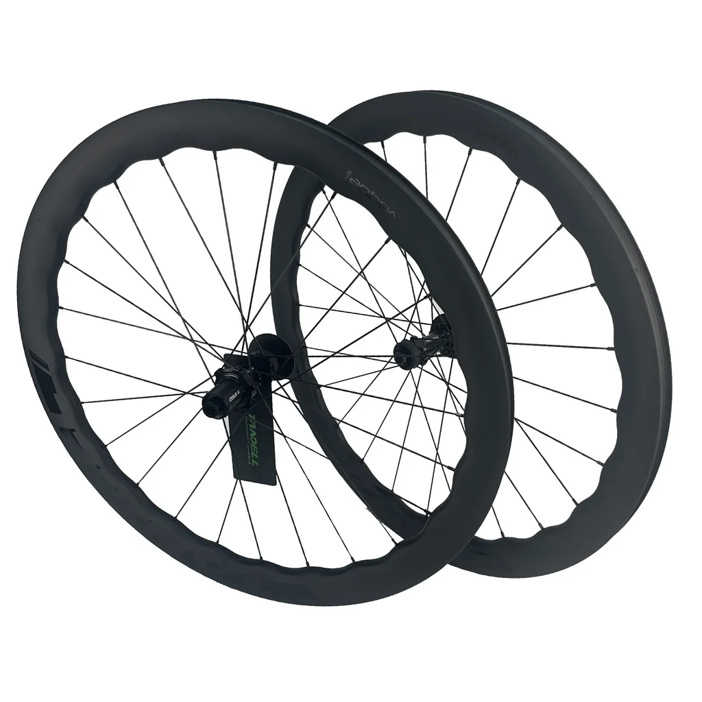 

700C High-Carbon Material Road Bike Wheelset Light Spokes 1550g Roadbike With Steel Ball Bearing Wave Design