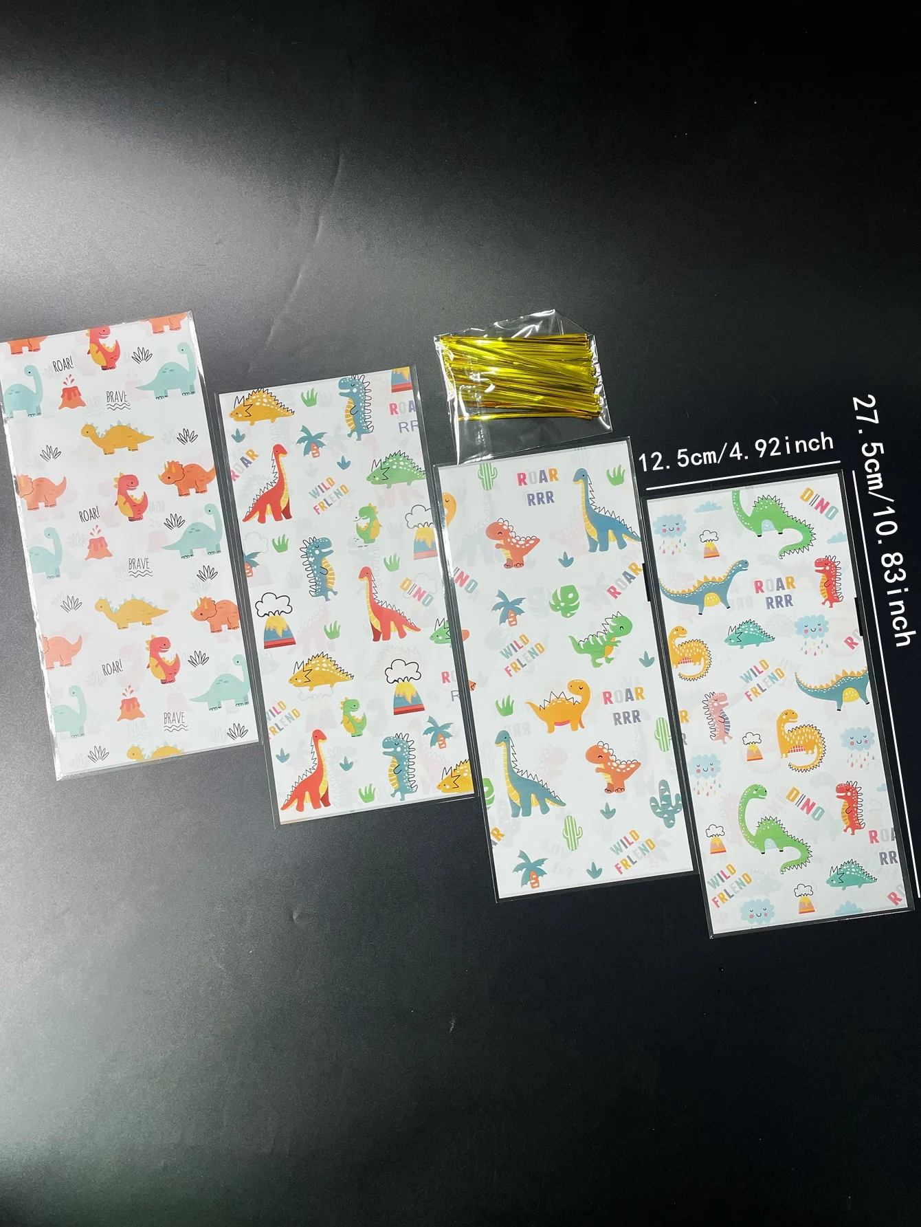 50pcs Cute Little Dinosaur Design Gift Candy Decorated OPP Flat Pocket With Gold Tie-in, Cartoon Animal Volcano Printed Gift Bag