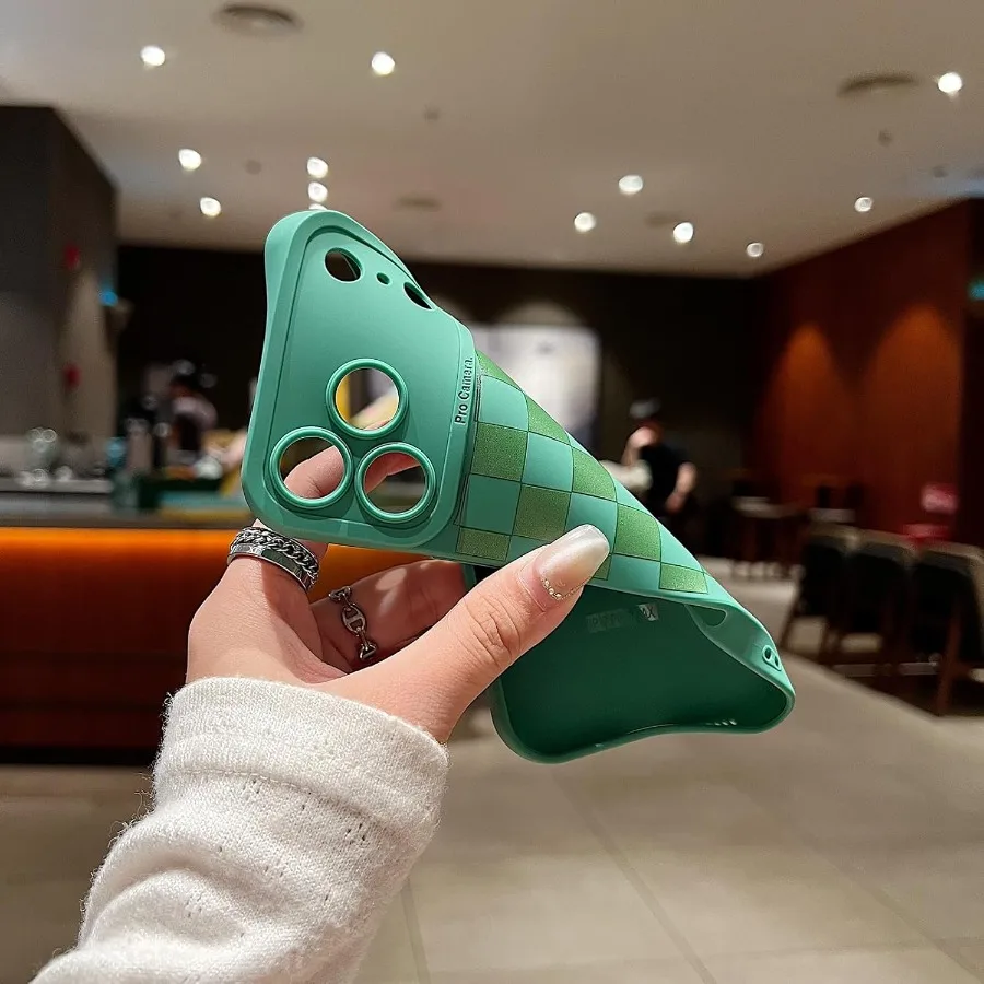 تصميم لطيف بنمط مربعات للفتيات والنساء، جراب واقٍ مقاوم للصدمات من السيليكون الناعم متوافق مع هاتف iPhone 17 Pro Green Colo #4