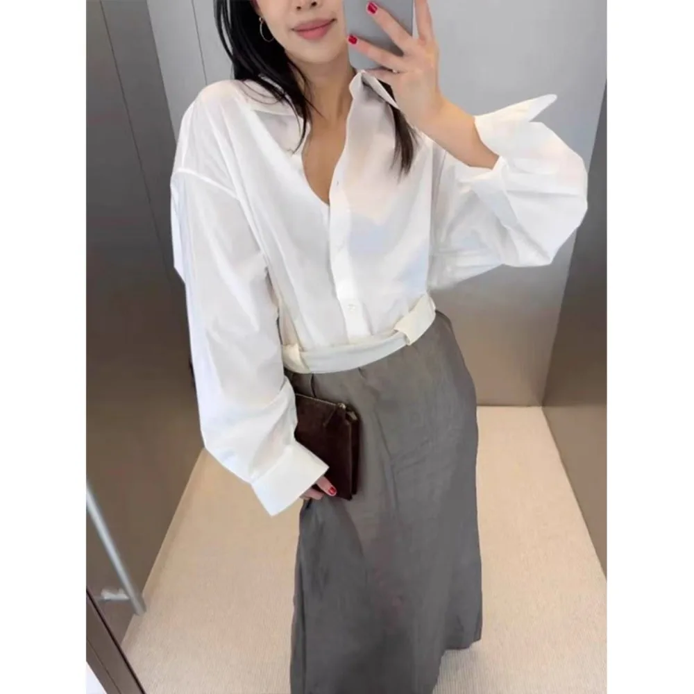 

Early Autumn Casual Loose Silhouette Shirt White Long-sleeved Women Top