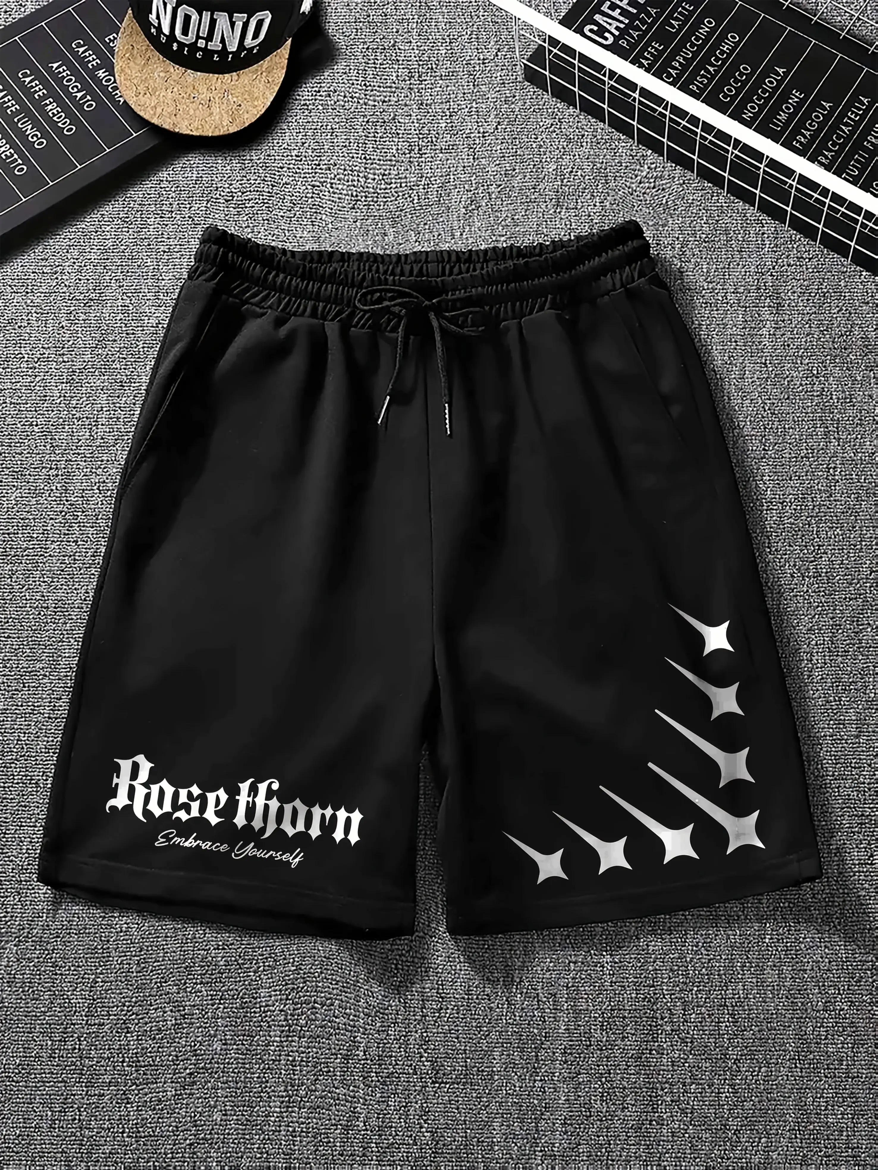 

2025 Новые мужские модные шорты с принтом, легкие роскошные уличные шорты в стиле хип-хоп, повседневные дышащие трендовые шорты премиум-класса