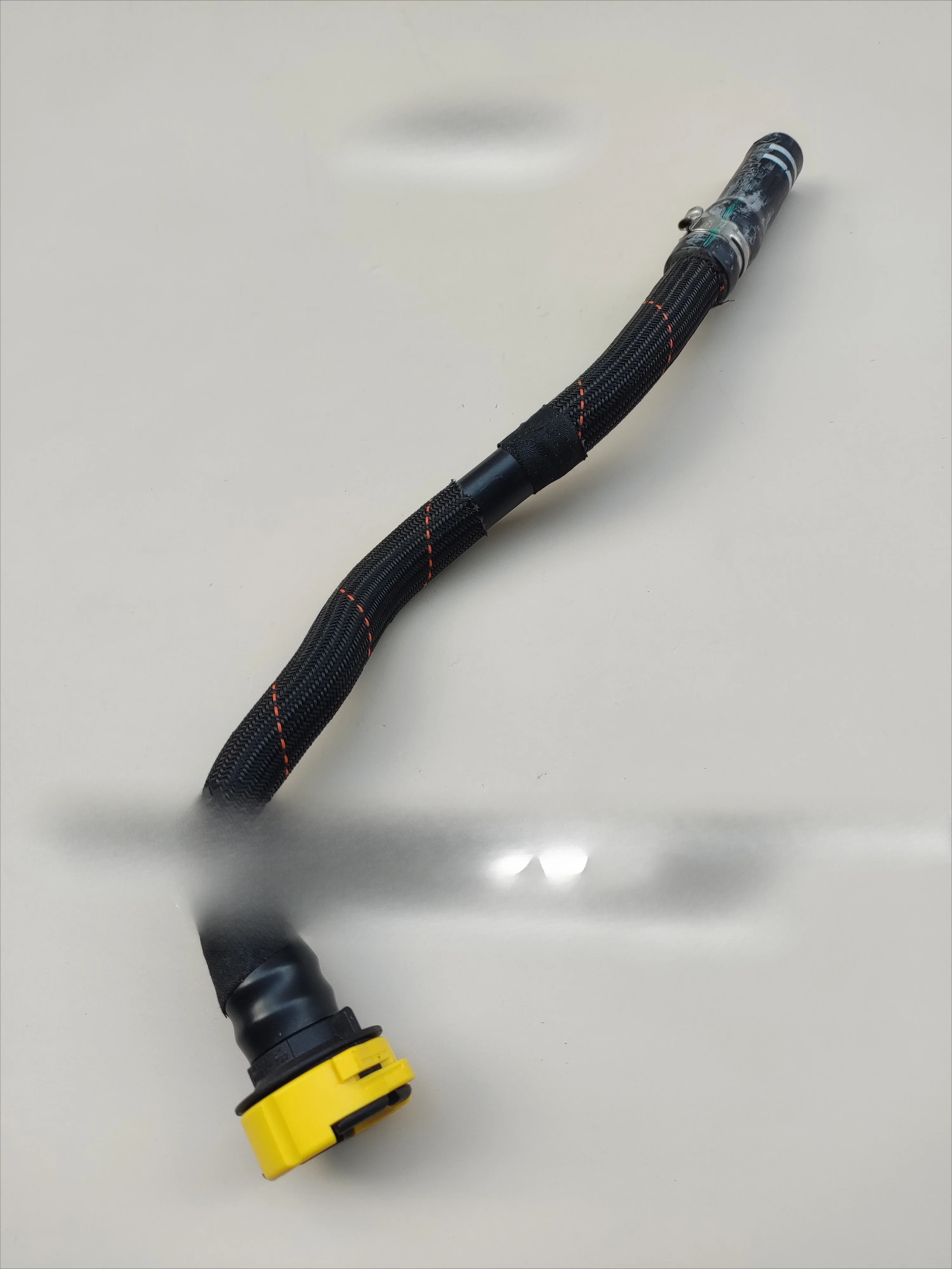 

1pc Jeep 1.4T oil-water separator exhaust pipe