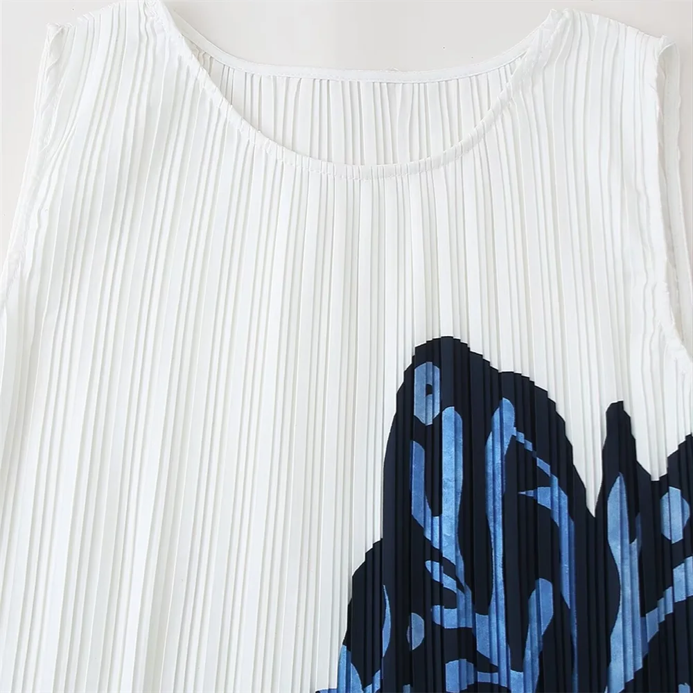 PB&ZA 2024 Spring New Women\'s Fashion temperament casual versatile pleated positioning printed round neck sleeveless dress