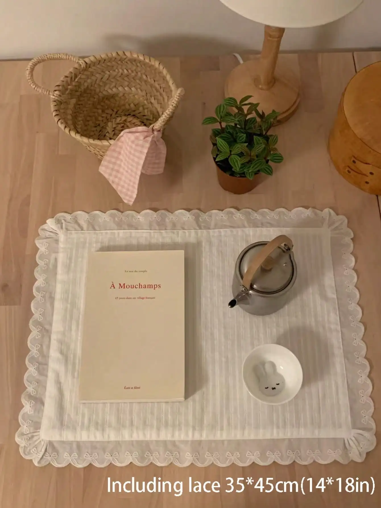 

6pcs Creative solid-color textured lace coasters, placemats, table decoration MATS, and niche fabric placemats