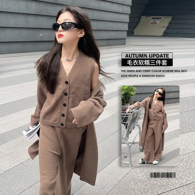 Girls' Sweater Set for Autumn and Winter2026New stylish children's three-piece set: cardigan vest, knitted wide-leg pants, trend