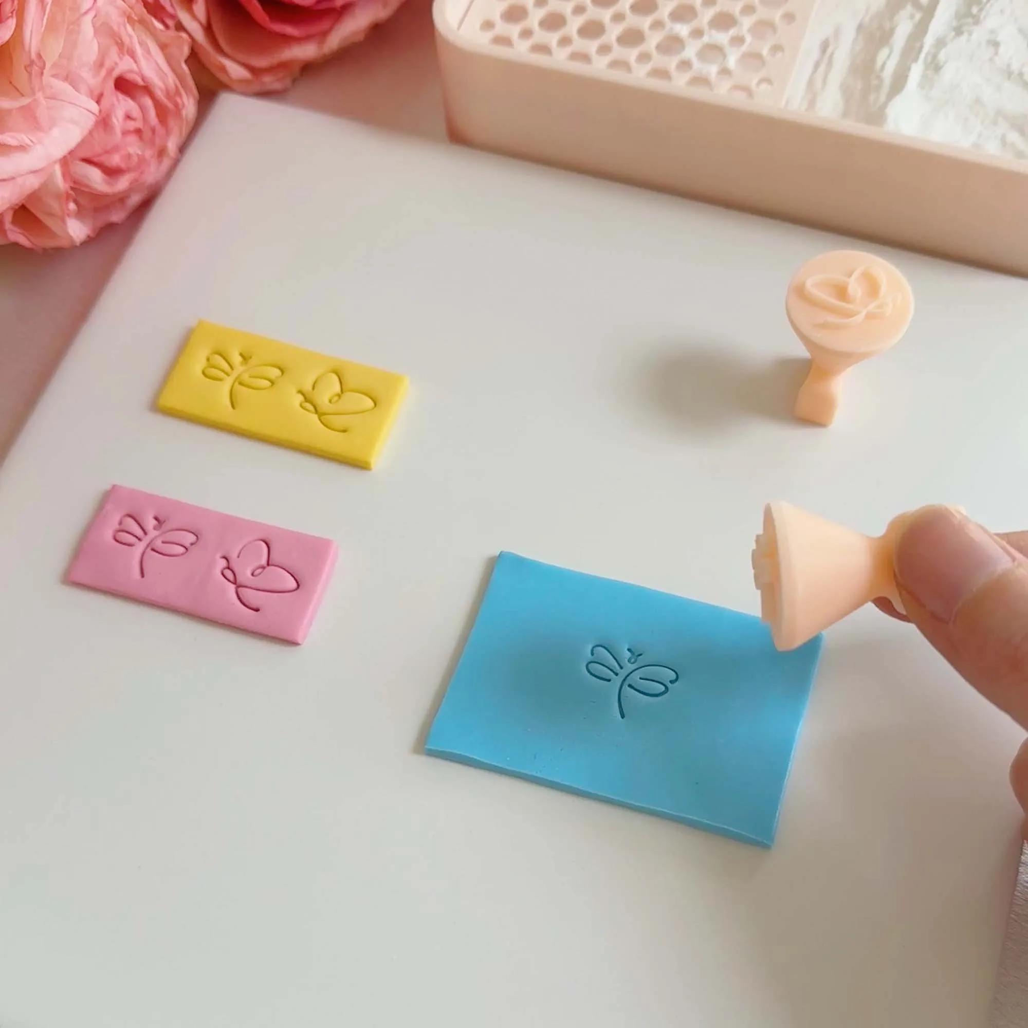 2Pcs/Set Dragonfly Butterfly Shape Stamps With Handle Summer Style Polymer Clay Stamp Tools Kit Easy To Use DIY Hand Tools